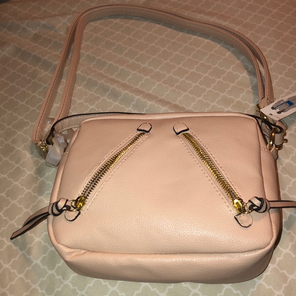 Hand bag
